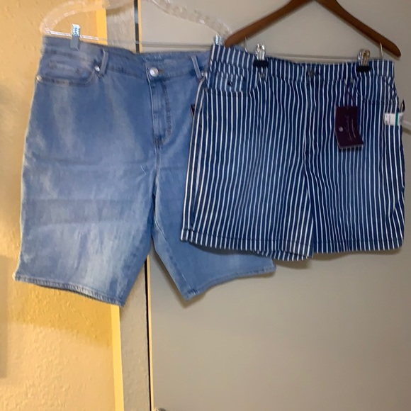 Buy Woman’s GV Bermuda short size 16 Get absolutely free Amanda short NWT 2/$15 - Picture 1 of 16